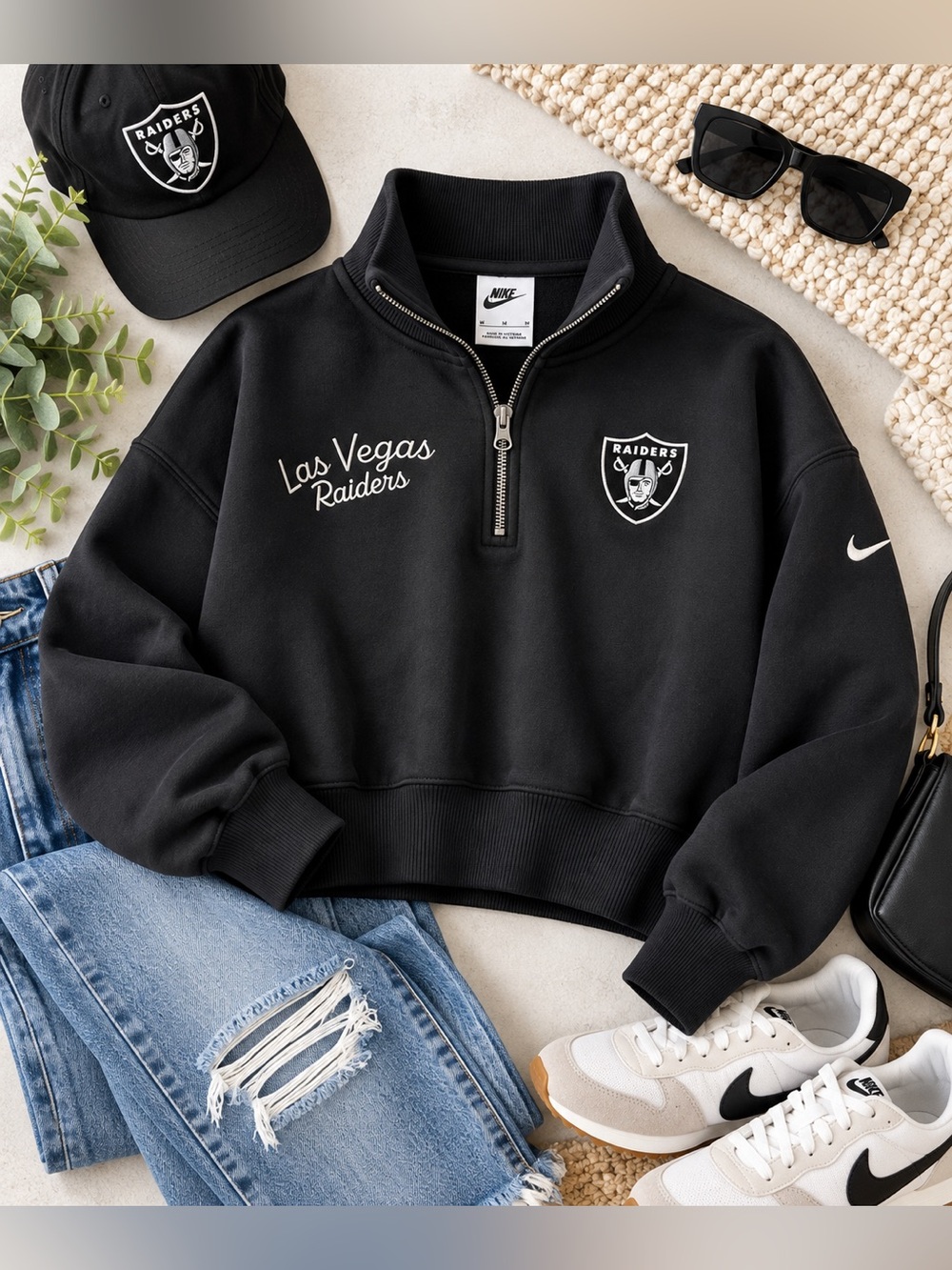 NWT Nike Las Vegas Raiders Women’s Oversized 1/4 Zip Sweatshirt Black Medium NFL